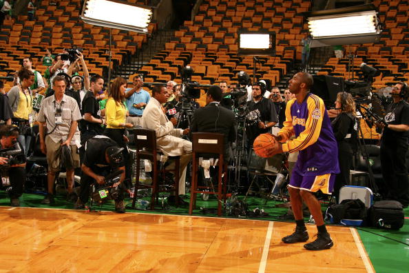 许多亚洲球 许多亚洲球